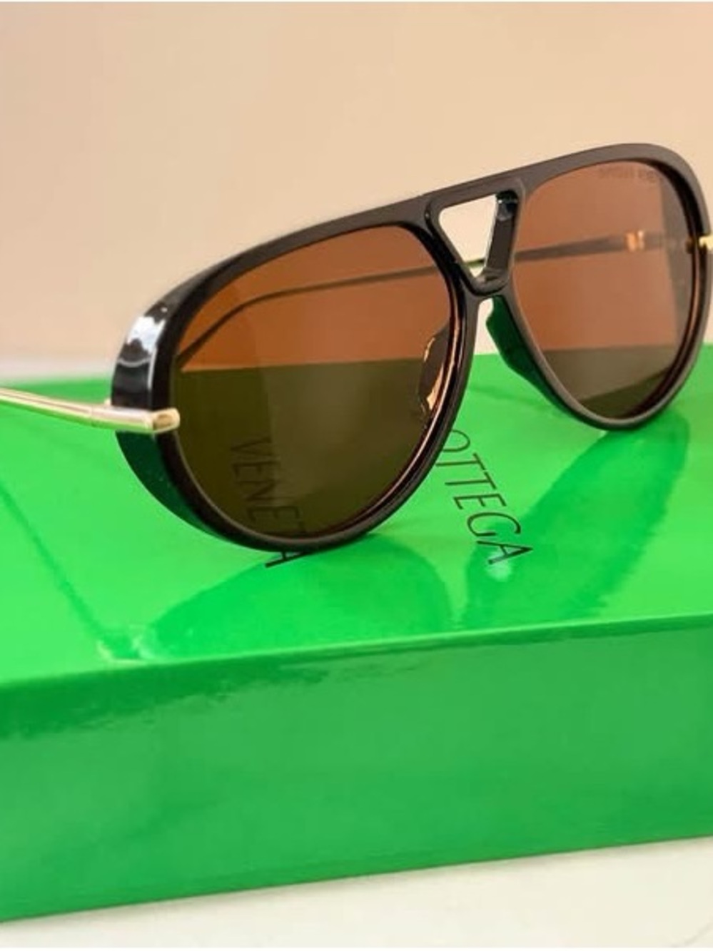 NEW Women's Brown Lens Aviator Sunglasses